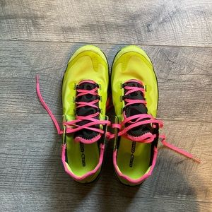 under armour 4d foam sneakers heatgear